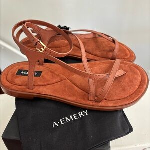 Women's Tan Sandals